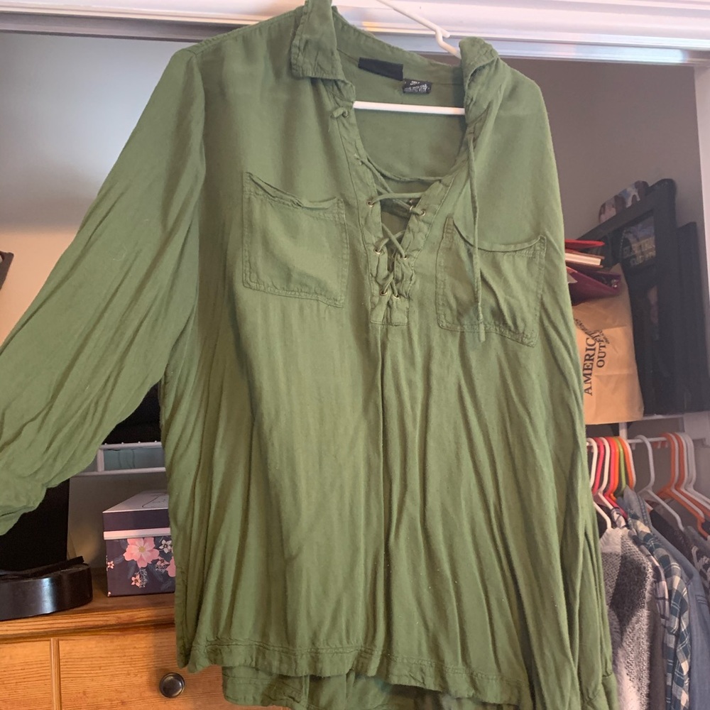 Jennifer Lauren Criss Crossed Neck Blouse